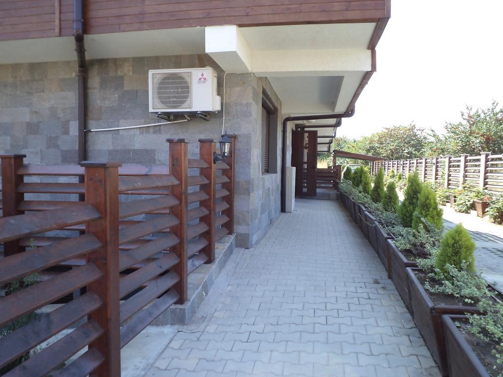 Apartments In Sunny Hill 3 Guest House Sozopol Ngoại thất bức ảnh