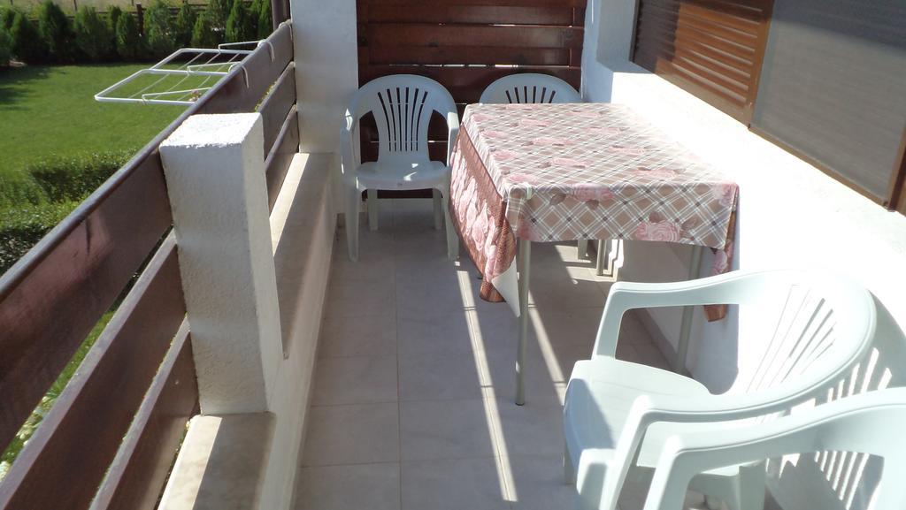 Apartments In Sunny Hill 3 Guest House Sozopol Ngoại thất bức ảnh